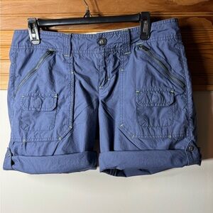 Athleta Women’s Low Rise, Costal Cargo Shorts, Blue Size 8